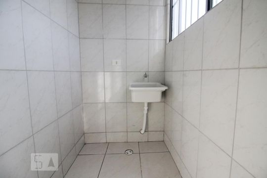 area de serviço de casa para alugar com 2 quartos, 60m² em Vila Nova Mazzei, São Paulo