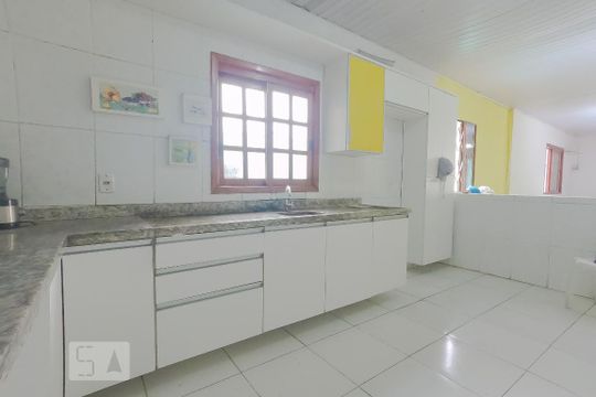 Cozinha de casa à venda com 3 quartos, 360m² em Alto Petrópolis, Porto Alegre