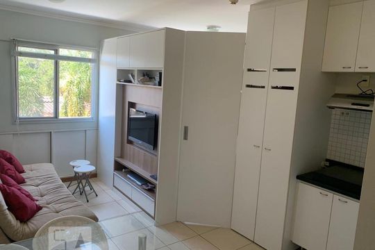 Kitnet/Studio para alugar com 1 quarto, 27m² em Asa Norte, Brasília