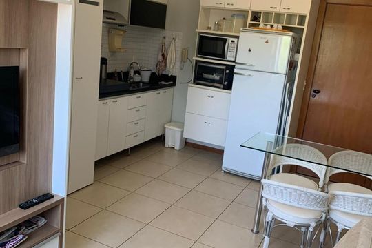 Sala de kitnet/studio para alugar com 1 quarto, 27m² em Asa Norte, Brasília