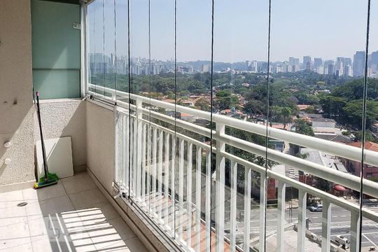 Varanda  de apartamento para alugar com 1 quarto, 33m² em Jardim Novo Santo Amaro, São Paulo