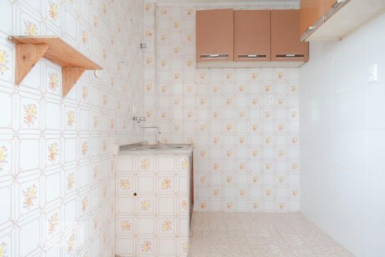 Cozinha de apartamento para alugar com 1 quarto, 40m² em Bela Vista, São Paulo