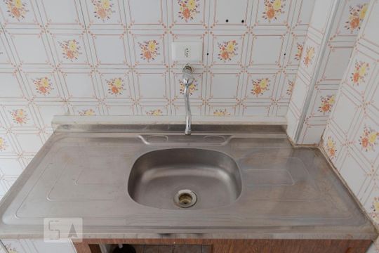 Pia de apartamento para alugar com 1 quarto, 40m² em Bela Vista, São Paulo