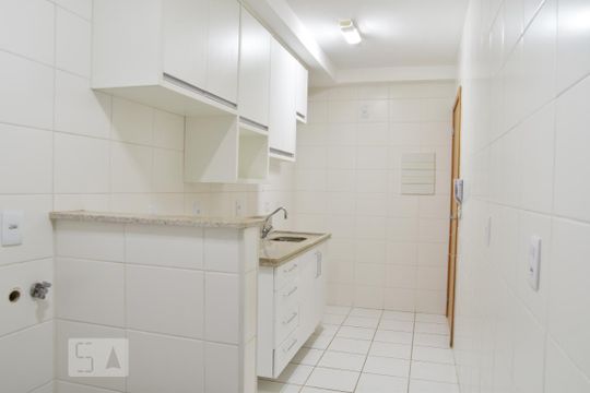 cozinha de apartamento para alugar com 2 quartos, 66m² em Sul (águas Claras), Brasília