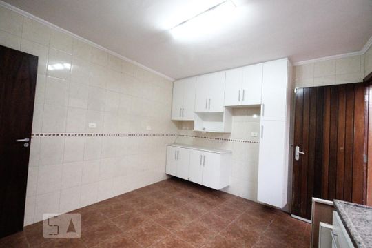 Cozinha de casa à venda com 3 quartos, 150m² em Parque Imperial, São Paulo