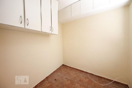 Quarto de casa à venda com 3 quartos, 150m² em Parque Imperial, São Paulo