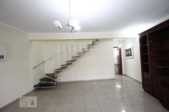 Sala de casa à venda com 3 quartos, 150m² em Parque Imperial, São Paulo