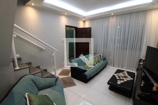 Sala de casa à venda com 3 quartos, 160m² em Vila Sabrina, São Paulo