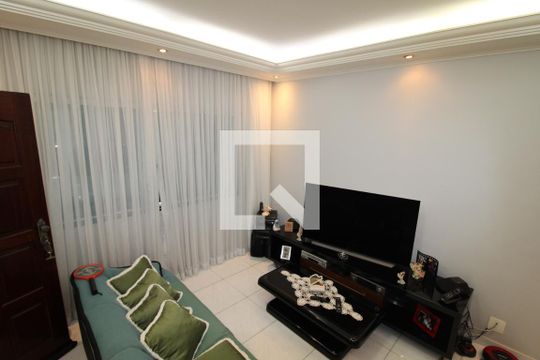 Sala de casa à venda com 3 quartos, 160m² em Vila Sabrina, São Paulo