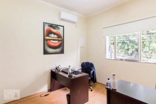 Casa à venda com 4 quartos, 170m² em Vila Mariana, São Paulo