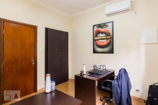 Casa à venda com 4 quartos, 170m² em Vila Mariana, São Paulo