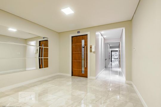 Área comum (condomínio) de apartamento para alugar com 3 quartos, 60m² em Bacacheri, Curitiba