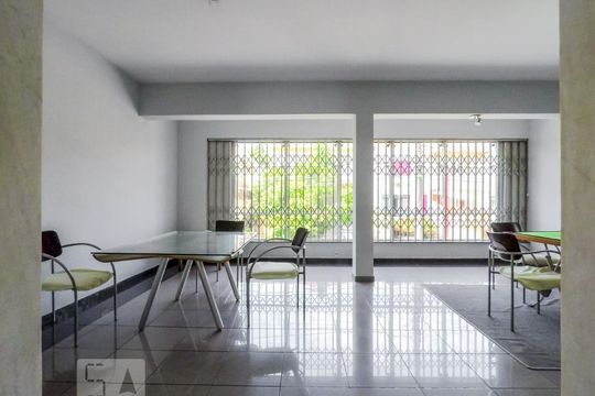 Casa para alugar com 4 quartos, 336m² em Aclimação, São Paulo