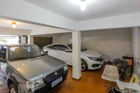 Casa para alugar com 4 quartos, 336m² em Aclimação, São Paulo