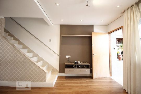 Sala de casa de condomínio para alugar com 3 quartos, 100m² em Planalto Paulista, São Paulo