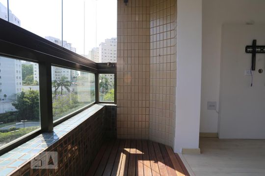 Sacada de apartamento à venda com 3 quartos, 95m² em Vila Indiana, São Paulo