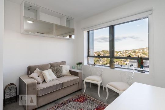 Kitnet/Studio à venda com 1 quarto, 37m² em Bela Vista, Porto Alegre