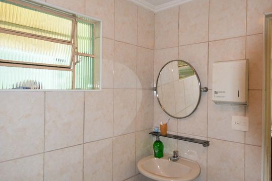 Casa à venda com 4 quartos, 200m² em Jardim Paulista, São Paulo