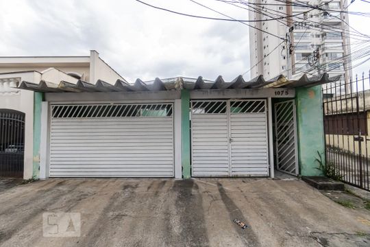 Fachada de casa para alugar com 2 quartos, 120m² em Vila Bertioga, São Paulo