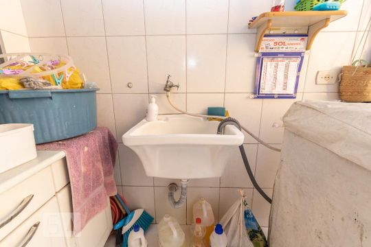 Área de serviço de casa para alugar com 3 quartos, 240m² em Parque Artur Alvim, São Paulo