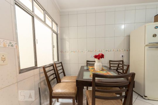 Cozinha de casa para alugar com 3 quartos, 240m² em Parque Artur Alvim, São Paulo