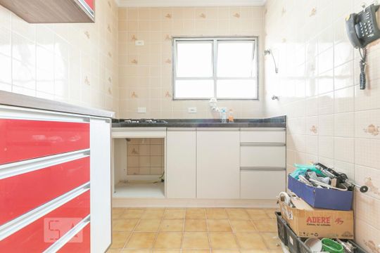 Cozinha de apartamento para alugar com 2 quartos, 85m² em Santana, São Paulo