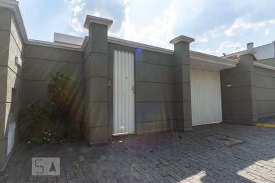 Fachada de casa à venda com 5 quartos, 550m² em Jardim Sao Caetano, São Caetano do Sul