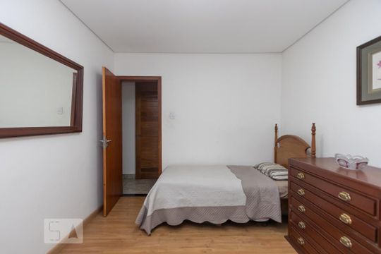 Quarto 1 de casa à venda com 3 quartos, 360m² em Prado, Belo Horizonte