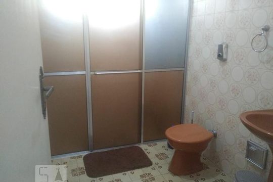 Banheiro 1 de casa à venda com 3 quartos, 128m² em Vila Carmosina, São Paulo