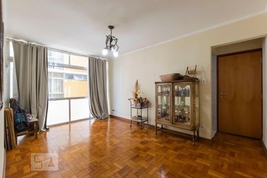 Apartamento para alugar com 2 quartos, 83m² em Vila Monumento, São Paulo