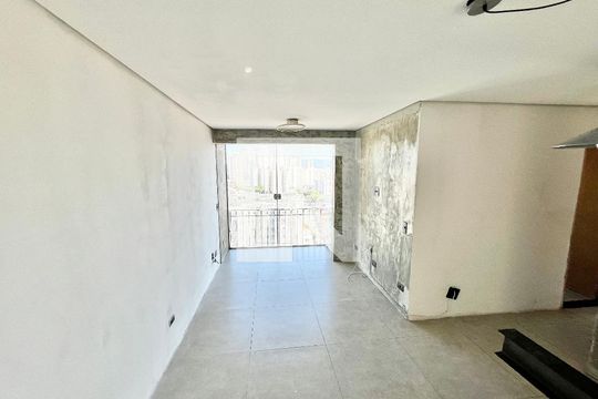 Sala de apartamento à venda com 2 quartos, 65m² em Vila Celeste, São Paulo