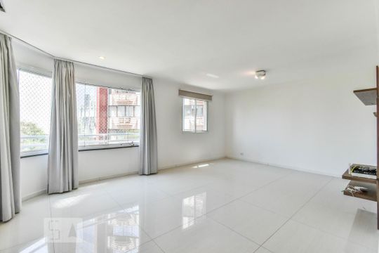 Apartamento para alugar com 3 quartos, 110m² em Pinheiros, São Paulo
