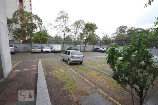 Garagem de apartamento à venda com 2 quartos, 65m² em Jardim Celeste, São Paulo