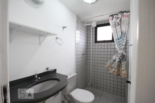 Banheiro de apartamento à venda com 2 quartos, 65m² em Jardim Celeste, São Paulo