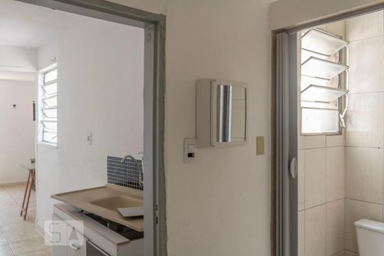 Lavanderia de apartamento para alugar com 1 quarto, 44m² em Água Branca, São Paulo