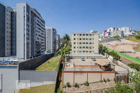 Apartamento para alugar com 3 quartos, 110m² em Buritis, Belo Horizonte