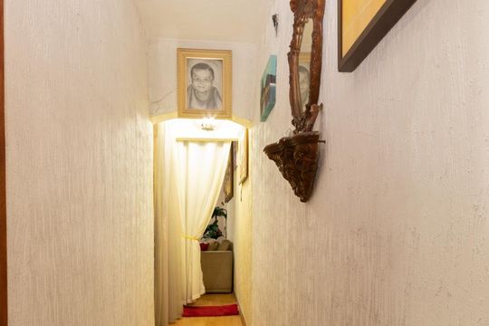 Corredor  de casa à venda com 3 quartos, 250m² em Jardim Elba, São Paulo