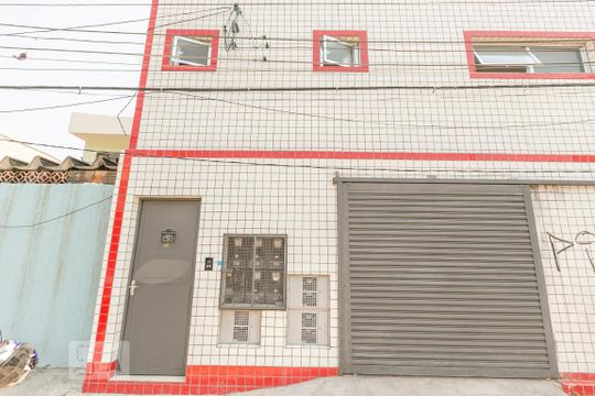 Fachada de kitnet/studio para alugar com 1 quarto, 38m² em Parque Monteiro Soares, São Paulo