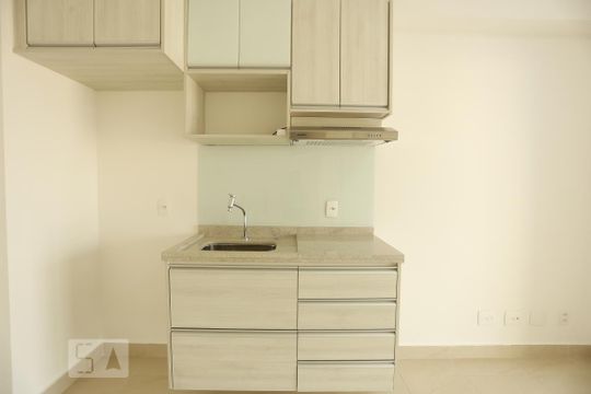 Cozinha de kitnet/studio para alugar com 1 quarto, 35m² em Campos Elíseos, São Paulo