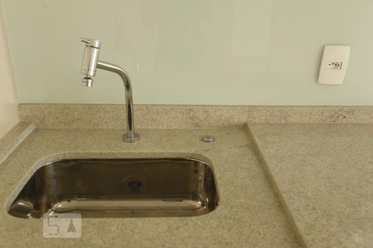 Cozinha de kitnet/studio para alugar com 1 quarto, 35m² em Campos Elíseos, São Paulo