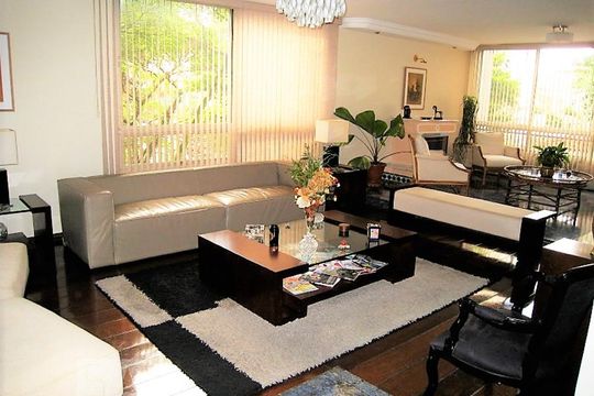 Sala de apartamento à venda com 4 quartos, 230m² em Aclimação, São Paulo