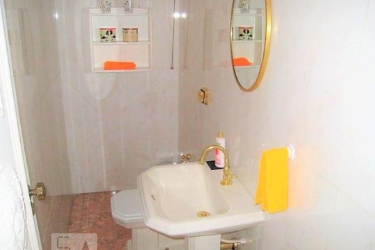 Banheiro 3 de apartamento à venda com 4 quartos, 230m² em Aclimação, São Paulo