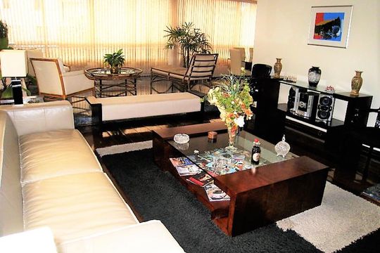 Sala de apartamento à venda com 4 quartos, 230m² em Aclimação, São Paulo