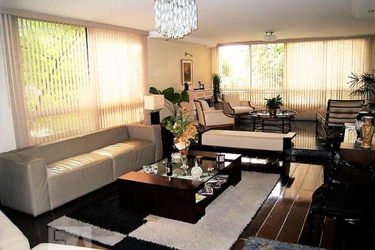 Apartamento à venda com 4 quartos, 230m² em Aclimação, São Paulo