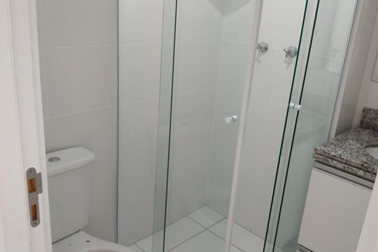 Banheiro de kitnet/studio à venda com 1 quarto, 30m² em Liberdade, São Paulo