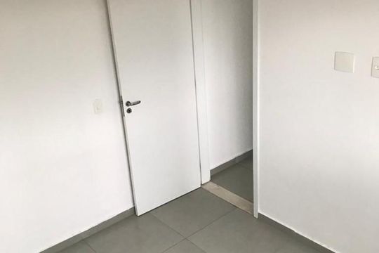 Sala de apartamento à venda com 2 quartos, 41m² em Jardim Taboão, São Paulo