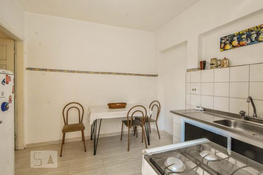 Casa para alugar com 2 quartos, 50m² em Cidade Monções, São Paulo