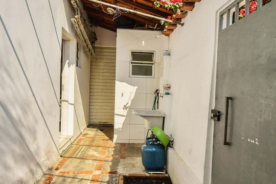 Área Externa de casa para alugar com 2 quartos, 50m² em Cidade Monções, São Paulo