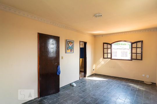 Suite  de casa para alugar com 3 quartos, 100m² em Largo do Barradas, Niterói