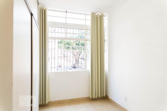 Quarto de apartamento para alugar com 1 quarto, 50m² em Sé, São Paulo